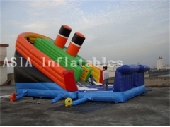 Slide inflável gigante Titanic