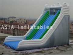 Slide deslizante inflável gigante