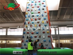 parede de escalada inflatale