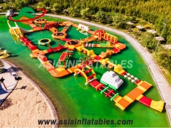 Parque Aquático Inflável de Brinquedos Flutuantes